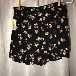 🌼Floral Short Skirt